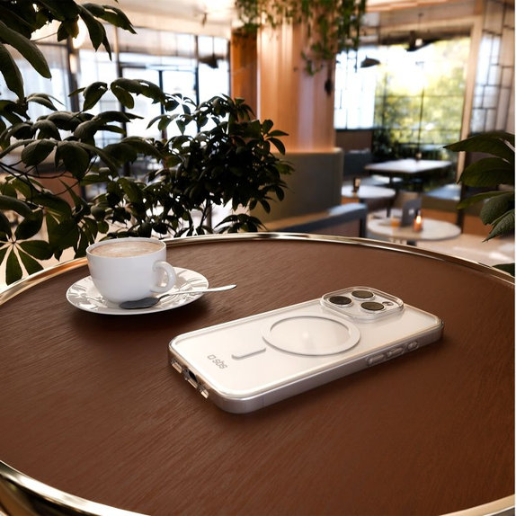 Калъф Light Mag с MagSafe за iPhone 15 Pro, Прозрачен, SBS