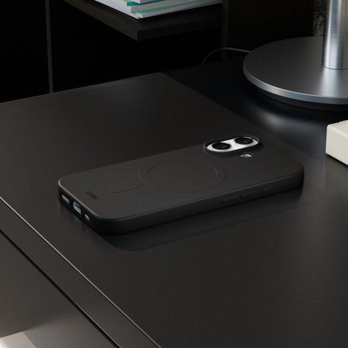 Калъф Instinct Mag, съвместим с MagSafe за iPhone 17, Черен, SBS
