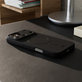 Калъф Instinct Mag, съвместим с MagSafe за iPhone 17 Pro, Черен, SBS