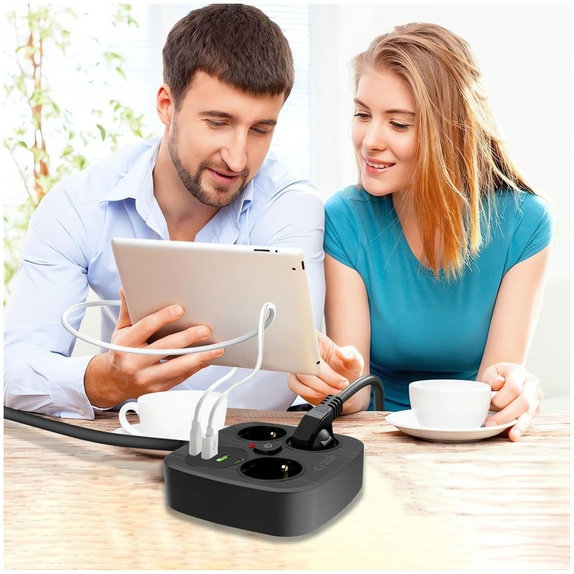 Мрежово зарядно PCS3X4 Power Strip 2 USB & 2 USB-C & 3 Socket 200cm, черна, Tech-Protect