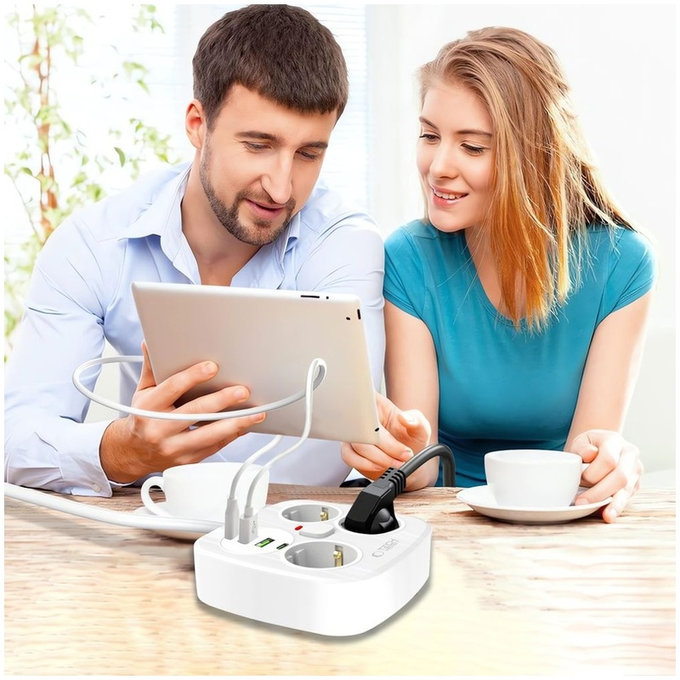Мрежово зарядно PCS3X4 Power Strip 2 USB & 2 USB-C & 3 Socket 200cm, бяла, Tech-Protect